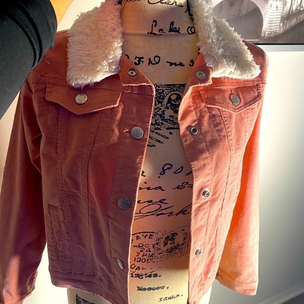 Light pink corduroy  jacket 🎀